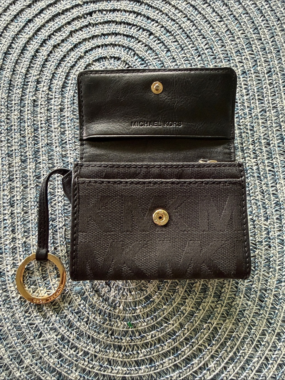 Michael Kors Black Wallet Keyring with Gold Logo Plate - Picture 2 of 5